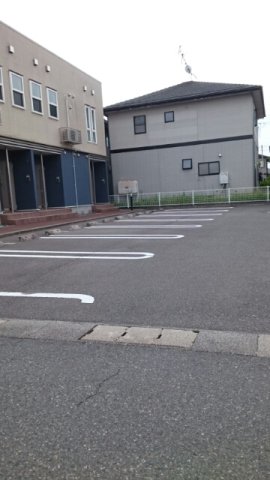 駐車場　駐車スペースもあります