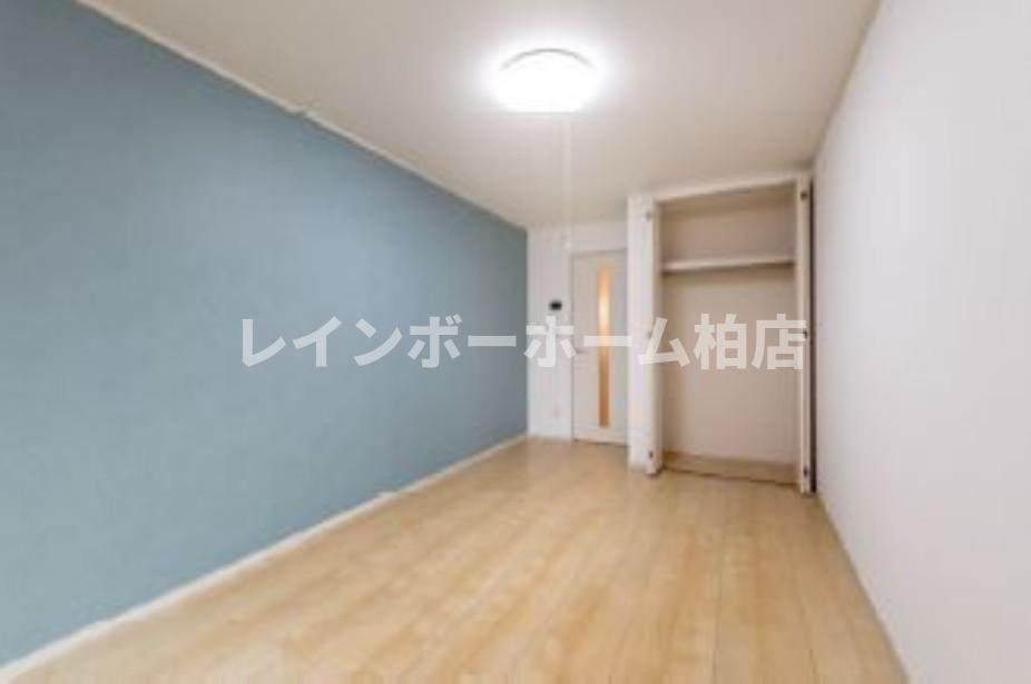 居室・リビング　居間です