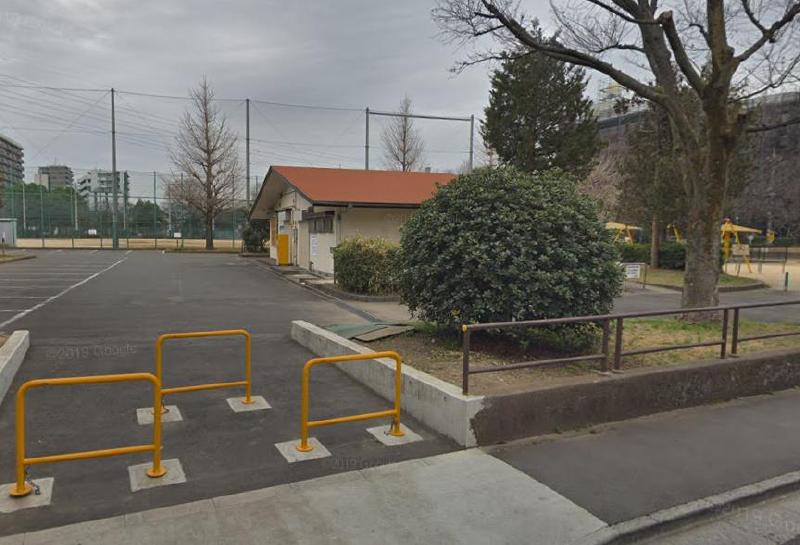 公園　谷中公園野球場（公園）まで80m