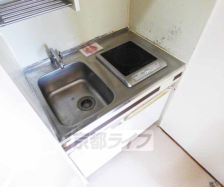 キッチン　電化コンロ付きキッチン