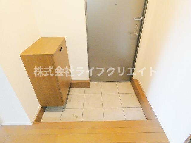 玄関　※別号室のイメージ写真です。