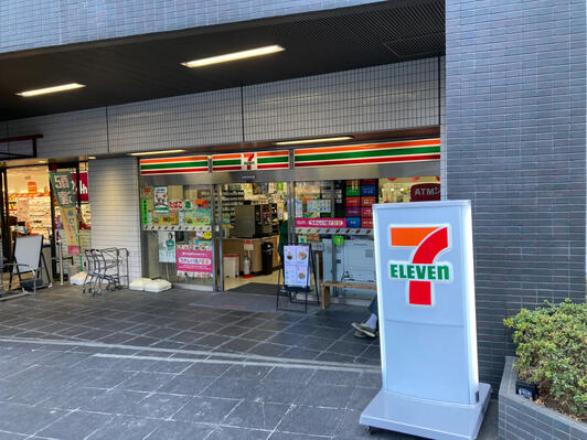 コンビニ　セブンイレブン西麻布4丁目店（コンビニ）まで452m