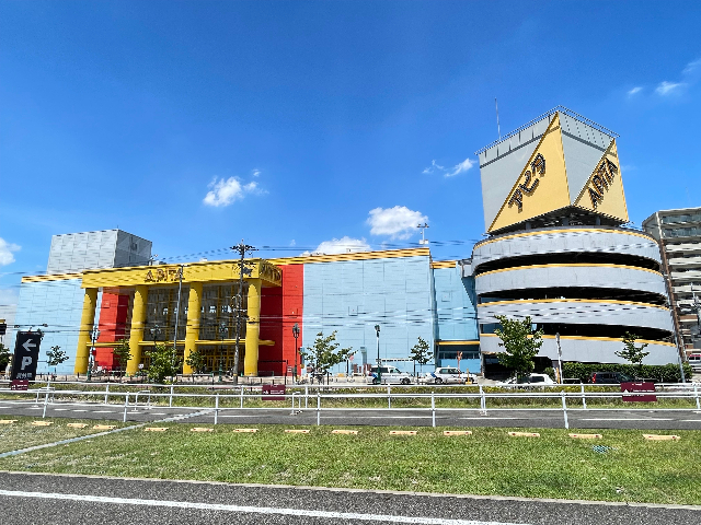 ショッピングセンター　アピタ（ショッピングセンター）まで1300m