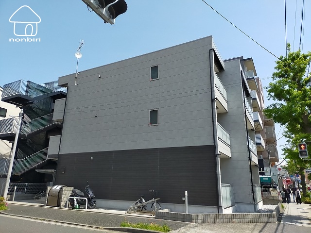 建物外観　スタイシッシュな外観です