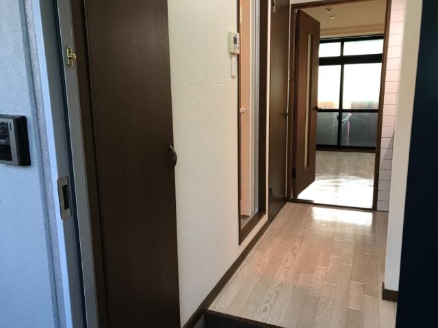 玄関　玄関