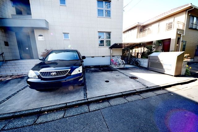 駐車場　★敷地内駐車場★