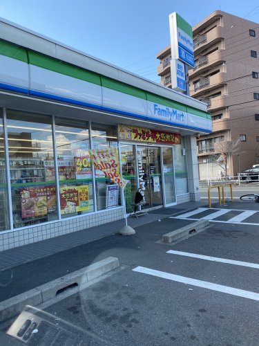 コンビニ　ファミリーマート 中村並木店（コンビニ）まで118m