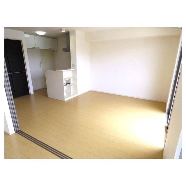 居室・リビング　ＬＤＫ広々１１．５帖♪
