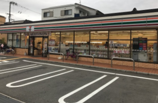 コンビニ　セブンイレブン大阪浜口東2丁目店（コンビニ）まで449m