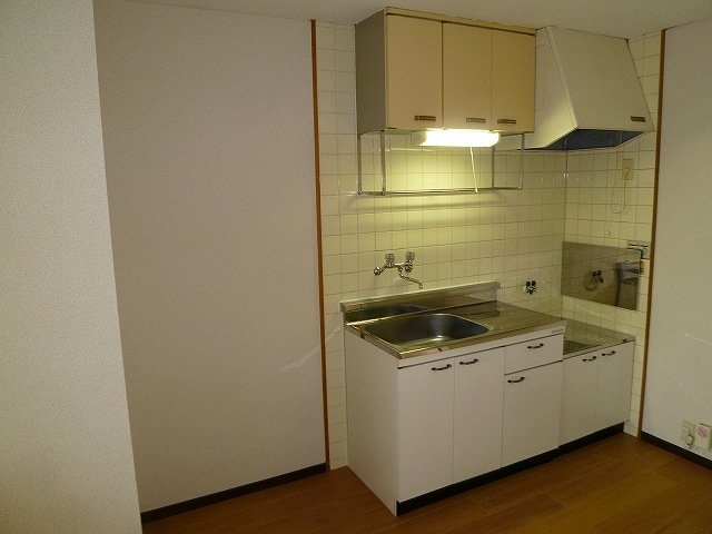 キッチン　コンパクトなキッチンで掃除もラクラク