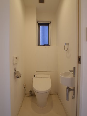 トイレ　参考写真（類似タイプのお部屋）