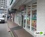 コンビニ　ファミリーマート井土ケ谷中町店（コンビニ）まで407m