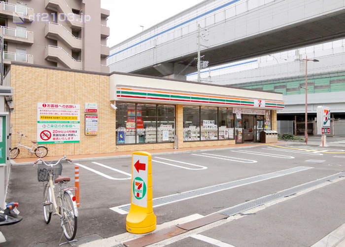 コンビニ　セブンイレブン（コンビニ）まで90m
