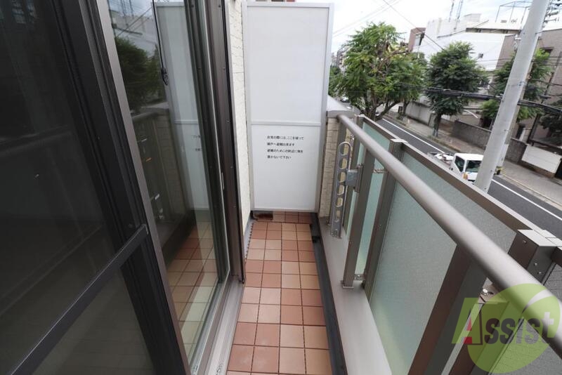 バルコニー　天気のいい日は気持ちが良いですよ