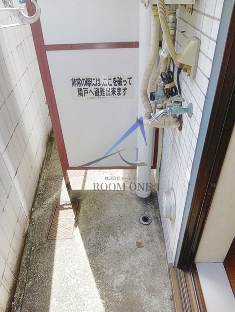 その他設備　洗濯機置場です。