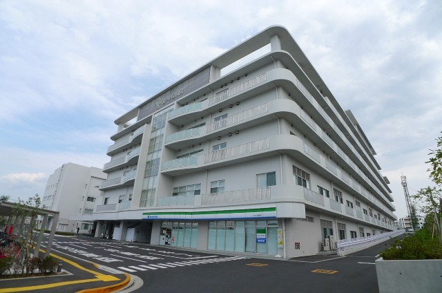 病院　社会医療法人社団蛍水会名戸ヶ谷病院（病院）まで706m