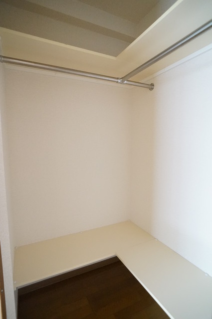 収納　参考写真（同建物別部屋のものです）