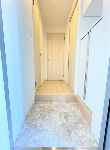 玄関　シンプルで使いやすい玄関です