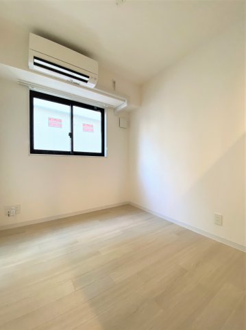 その他部屋・スペース　使い勝手のいい寝室です