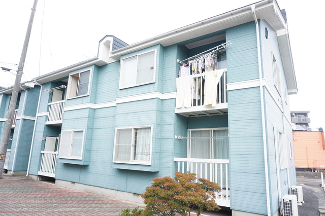 建物外観　２０２４年１０月撮影