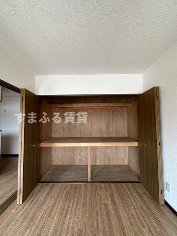 収納　同仕様　反転の場合あり