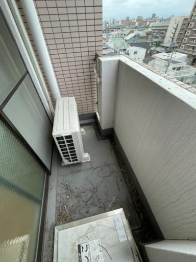 バルコニー　内装は別部屋の参考写真です。