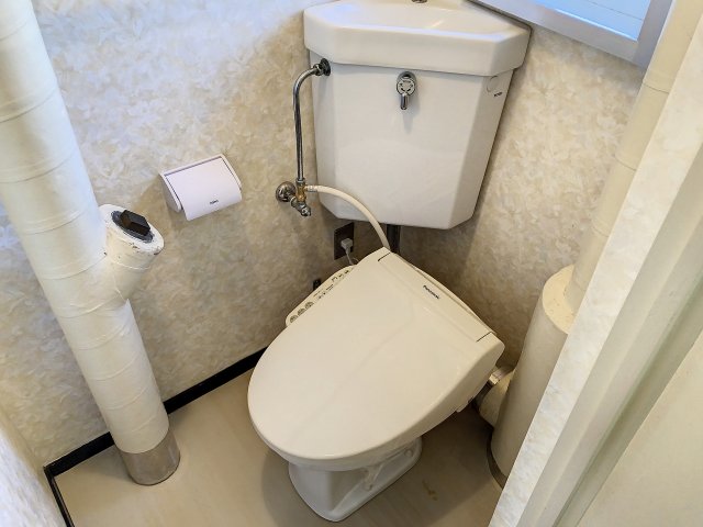 トイレ　サンプル写真になります。