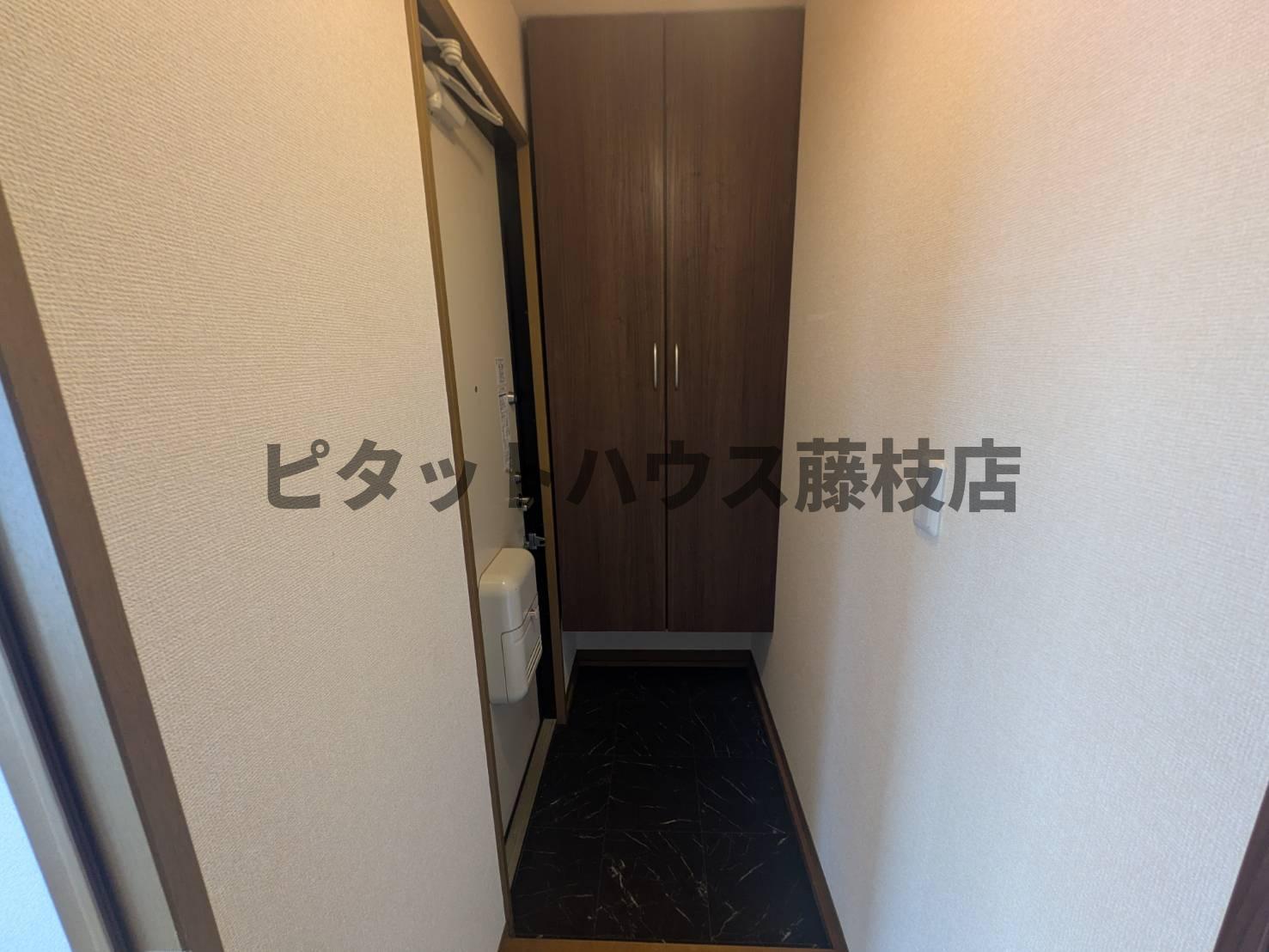 ＪＲ東海道本線 藤枝駅 徒歩22分 2階建 築32年の玄関写真