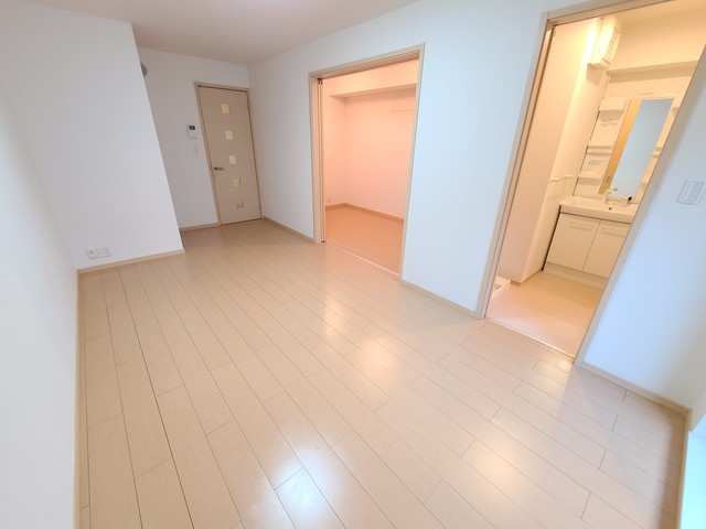 居室・リビング　広々としたお部屋です