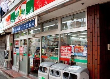 コンビニ　サンクス菊川駅前店（コンビニ）まで83m
