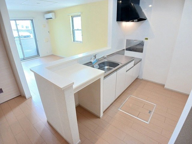 バス・シャワールーム　コンパクトで使いやすいお風呂です