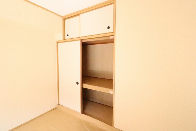 収納　写真は別のお部屋のものになります。