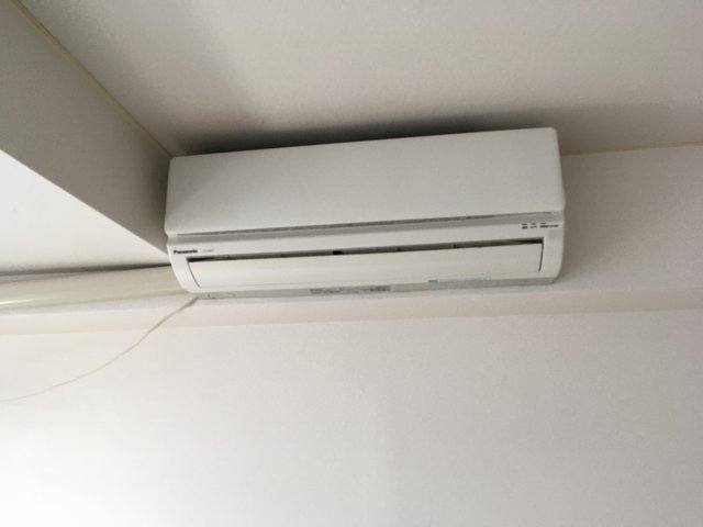 その他設備　洋室８帖にエアコン付きです♪