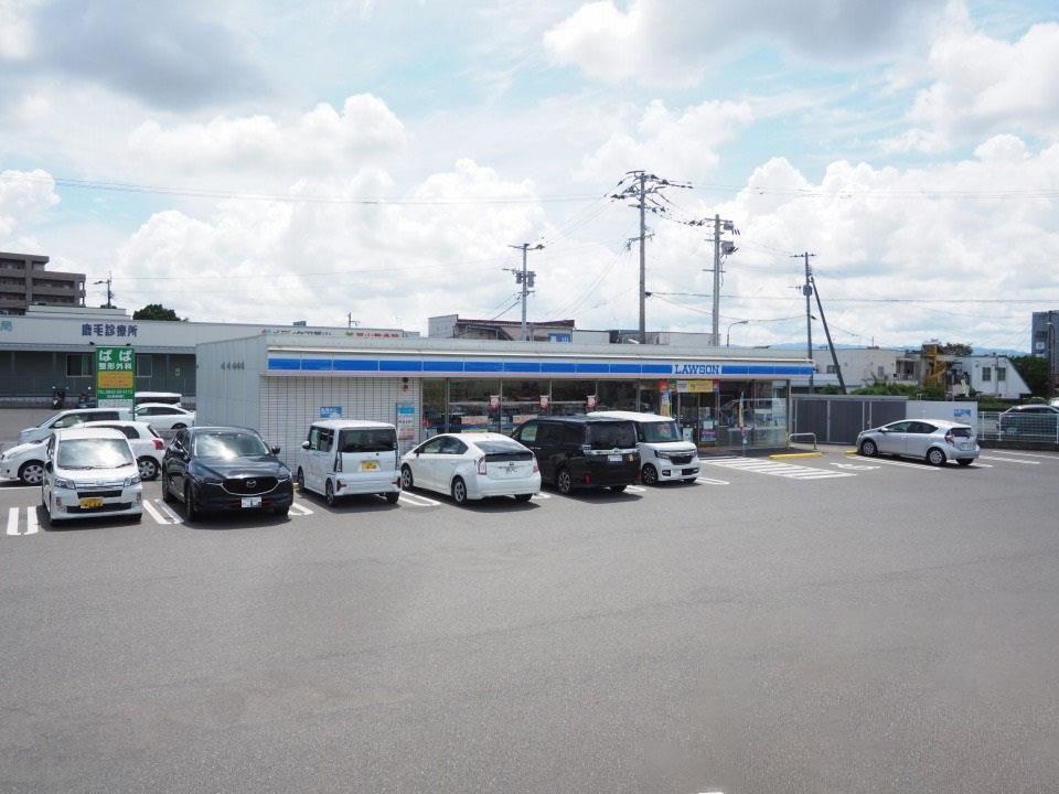コンビニ　ローソン（コンビニ）まで450m