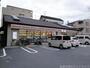 コンビニ　セブンイレブン京都出世稲荷前店（コンビニ）まで272m
