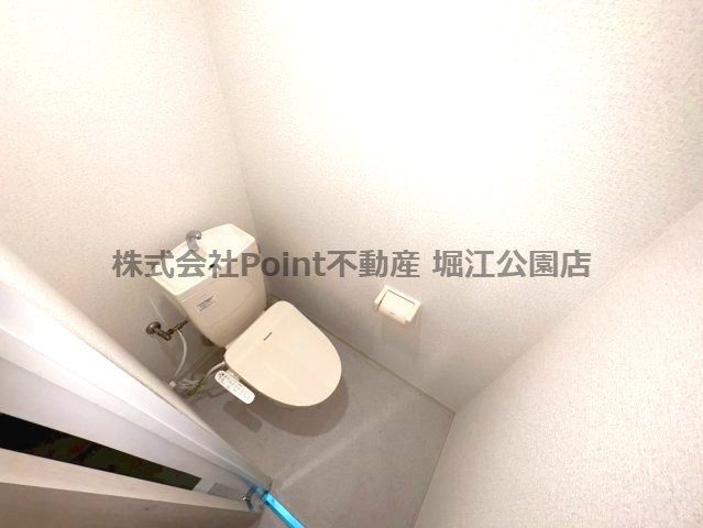 地下鉄御堂筋線 なんば駅 徒歩9分 10階建 築42年のトイレ写真