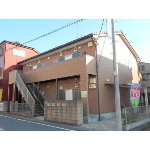 建物外観　メゾンクレールの外観