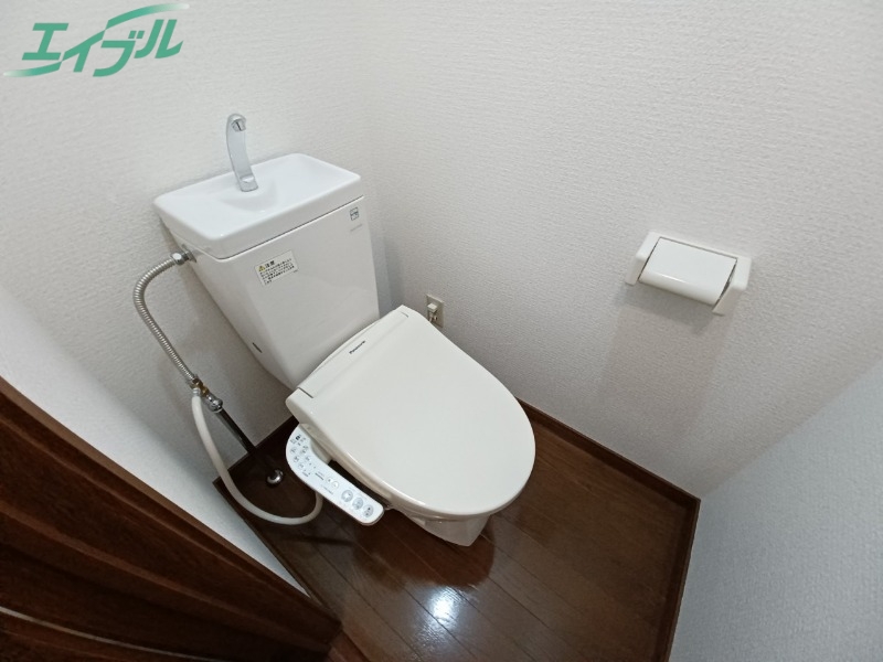 トイレ　別部屋参考写真です。