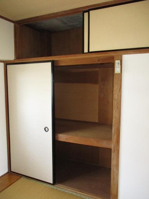収納　たくさん収納できる押入☆