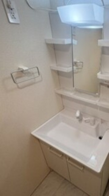 洗面設備　同仕様