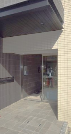 エントランス　共用部分も大変綺麗★