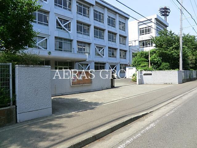 中学校　藤沢市立秋葉台中学校（中学校）まで796m