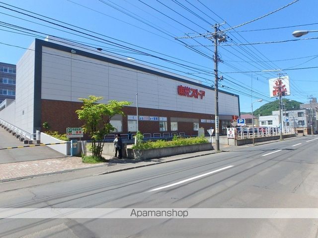 スーパー　東光ストアストア中央区西線６条店（スーパー）まで163m