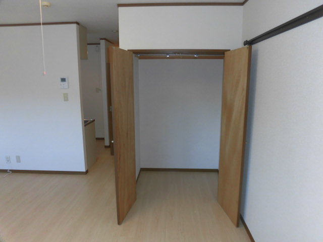 ヴィラ草薙の居間写真