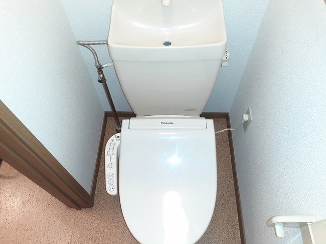 トイレ　シンプルで使いやすいトイレです
