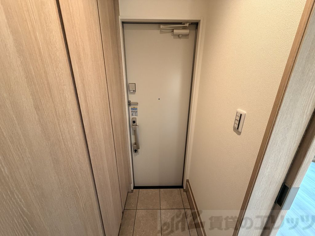Loyal Pine Eastの玄関写真