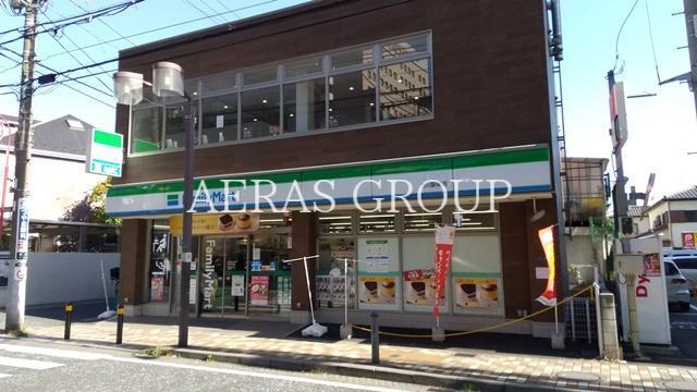 コンビニ　ファミリーマート市川駅東店（コンビニ）まで194m