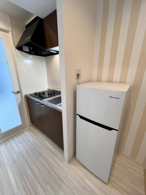 その他　２ドア冷蔵庫は残置物