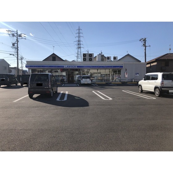 コンビニ　ローソン長野差出南三丁目店（コンビニ）まで549m