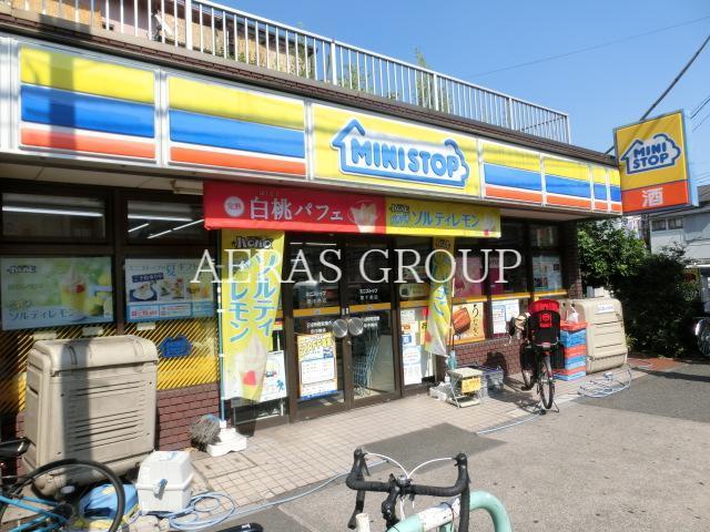 コンビニ　ミニストップ東十条店（コンビニ）まで207m